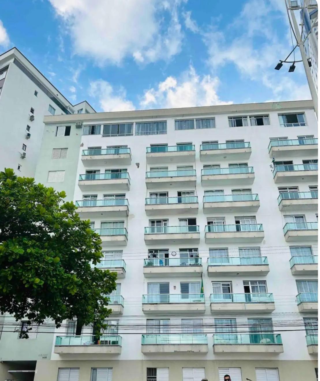 Apartamento Predio Na Atlantica, Pe Na Areia *